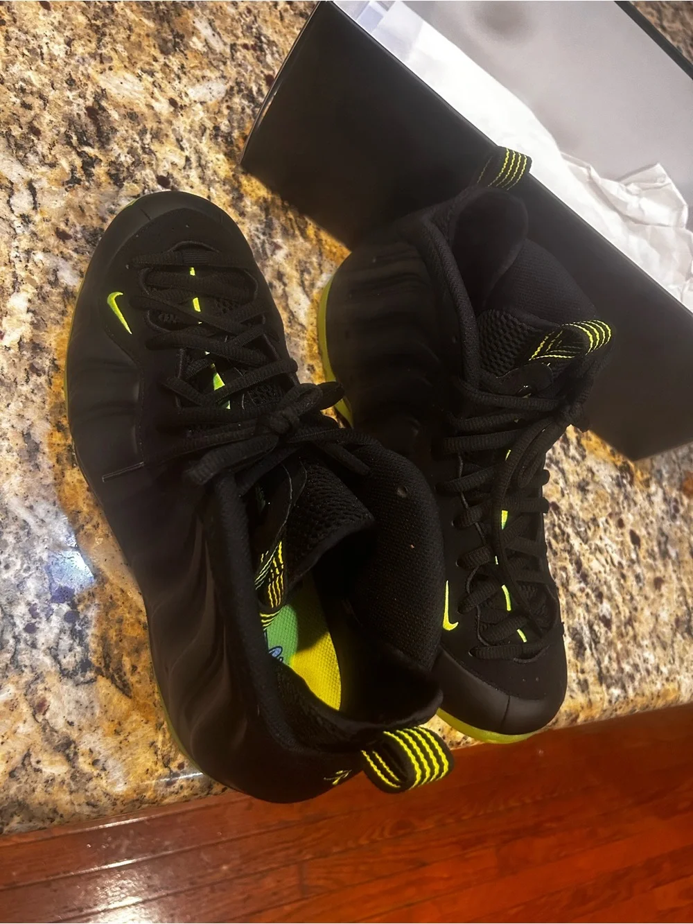 AIR FOAMPOSITE ONE Nike Men’s  Black with Neon Green Accent Athletic Sneakers